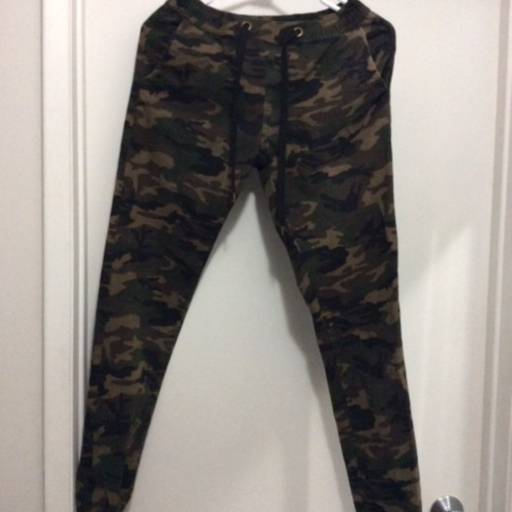 Jogger khakis